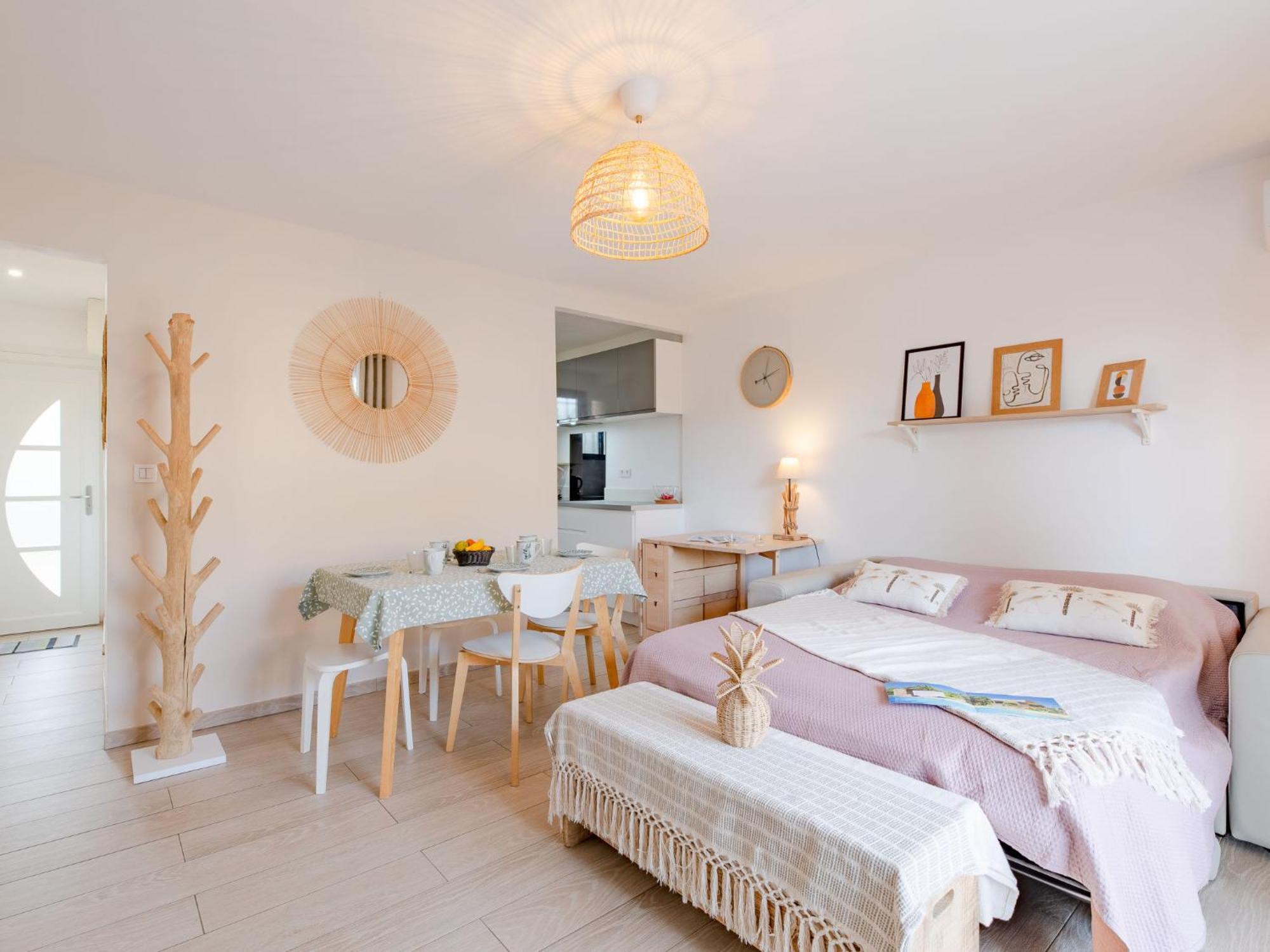 Le Saint Jean By Interhome Fréjus